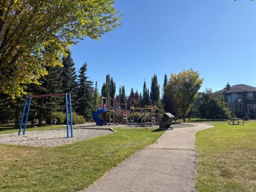 32 Mt Kidd Point Se, Calgary, AB 