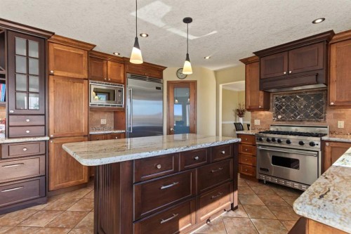 32 Mt Kidd Point Se, Calgary, AB 