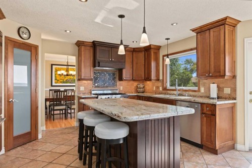 32 Mt Kidd Point Se, Calgary, AB 
