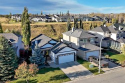 28 Sheep River Cove Okotoks, AB T1S 1G6
