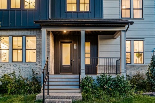 19 Bluerock Avenue Sw, Calgary, AB 