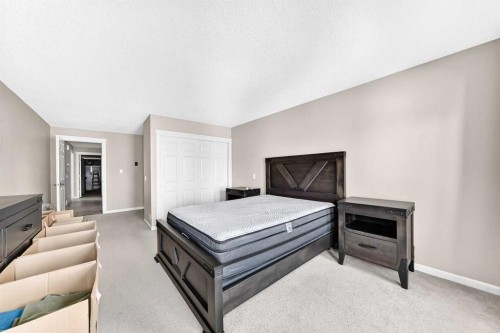 637 Stratton Terrace Sw, Calgary, AB 