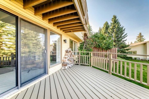 637 Stratton Terrace Sw, Calgary, AB 
