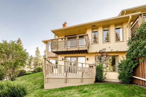 637 Stratton Terrace Sw, Calgary, AB 