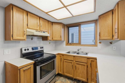 60 Sundown Way Se, Calgary, AB 