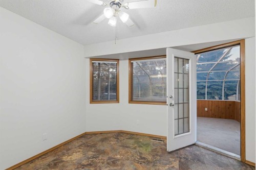 60 Sundown Way Se, Calgary, AB 
