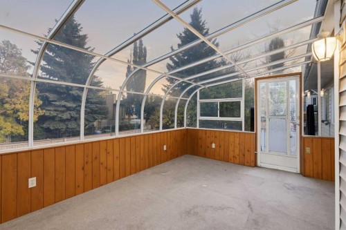 60 Sundown Way Se, Calgary, AB 