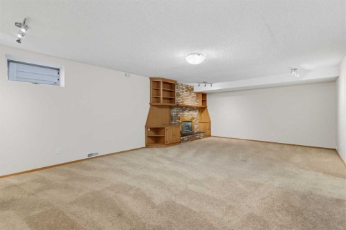60 Sundown Way Se, Calgary, AB 