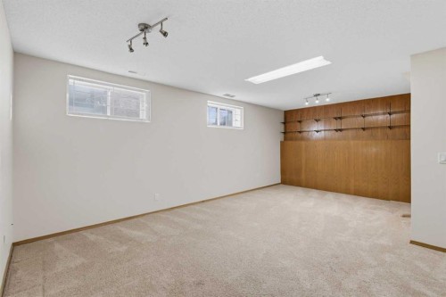 60 Sundown Way Se, Calgary, AB 