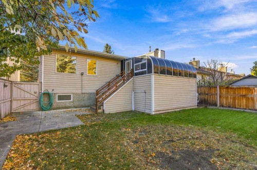 60 Sundown Way Se, Calgary, AB 