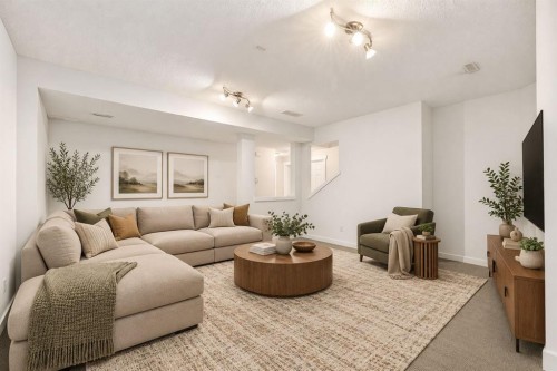 31 Chapala Close Se, Calgary, AB 
