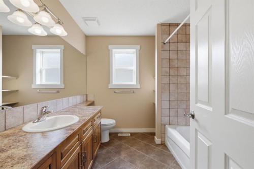 31 Chapala Close Se, Calgary, AB 