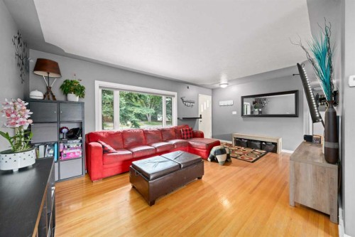 46 Westwood Drive Sw, Calgary, AB 