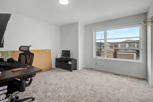 80 Lucas Passage Nw, Calgary, AB 
