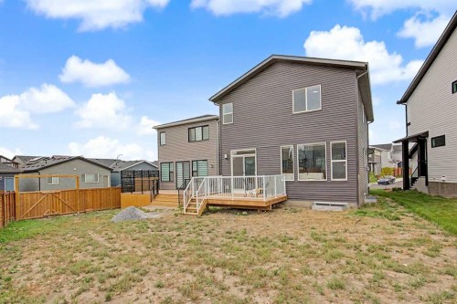 80 Lucas Passage Nw, Calgary, AB 