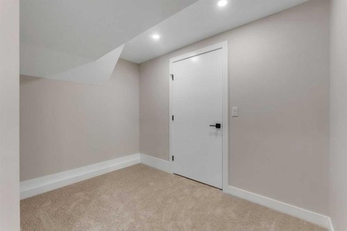 2524 Southwood Drive Se, Calgary, AB 