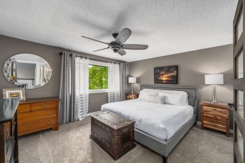 64 Point Drive Nw, Calgary, AB 