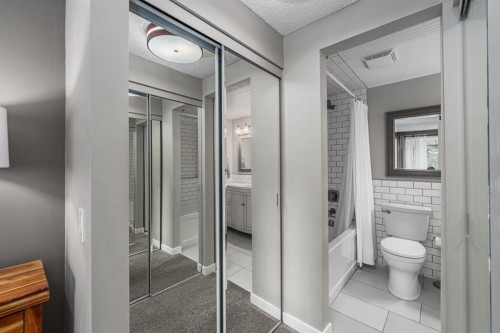 64 Point Drive Nw, Calgary, AB 
