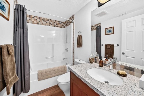 84 River Heights View, Cochrane, AB 