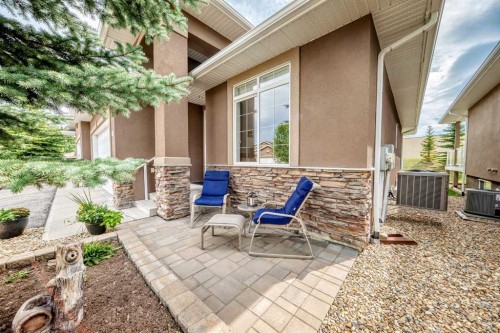 84 River Heights View, Cochrane, AB 