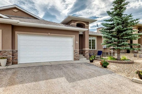 84 River Heights View, Cochrane, AB 