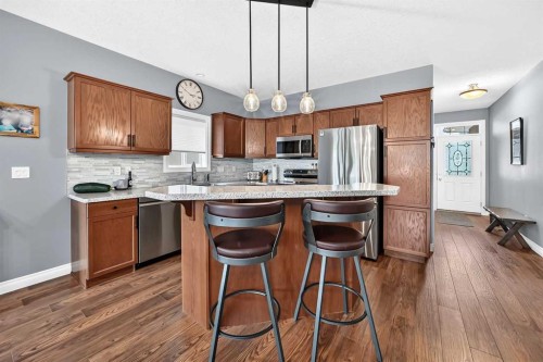 84 River Heights View, Cochrane, AB 