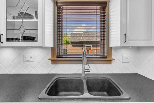2211 45 Street Se, Calgary, AB 