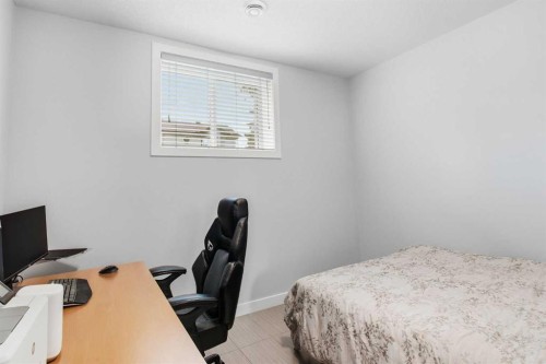 3502 3 Street Nw, Calgary, AB 