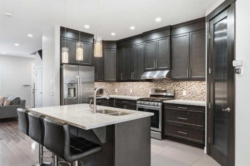 3502 3 Street Nw, Calgary, AB 