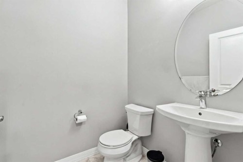 88 Red Embers Crescent Ne, Calgary, AB 