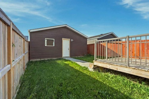 88 Red Embers Crescent Ne, Calgary, AB 
