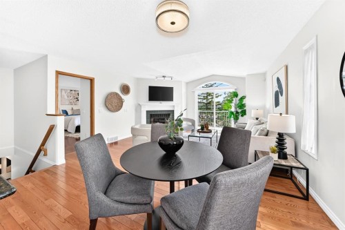 157 Hawkstone Manor Nw, Calgary, AB 