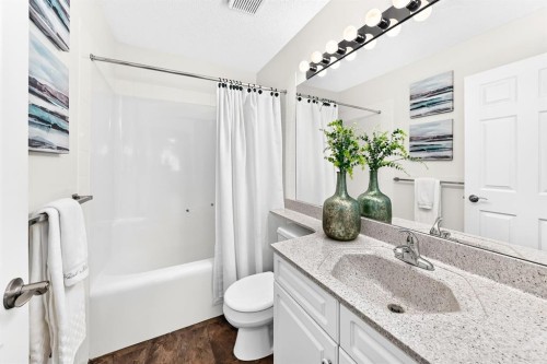 157 Hawkstone Manor Nw, Calgary, AB 