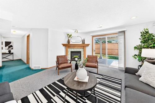 157 Hawkstone Manor Nw, Calgary, AB 