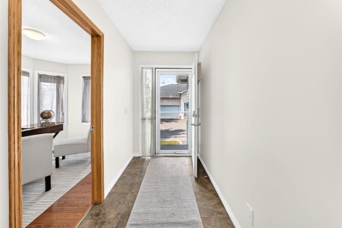 157 Hawkstone Manor Nw, Calgary, AB 