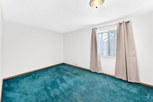 157 Hawkstone Manor Nw, Calgary, AB 
