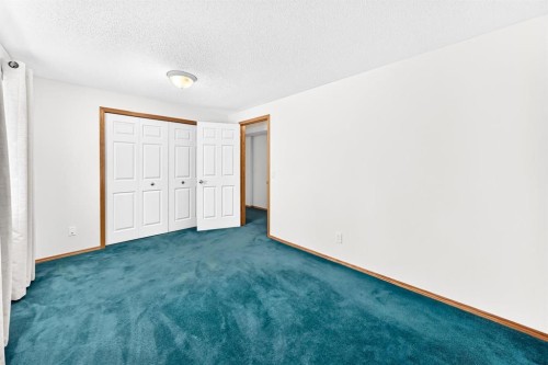 157 Hawkstone Manor Nw, Calgary, AB 