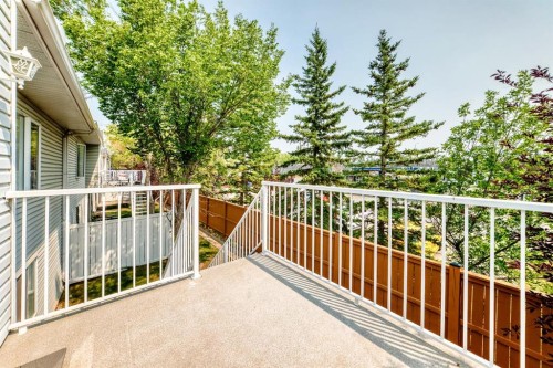157 Hawkstone Manor Nw, Calgary, AB 