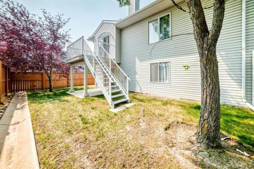 157 Hawkstone Manor Nw, Calgary, AB 