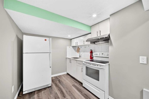 144 Hawkdale Close Nw, Calgary, AB 