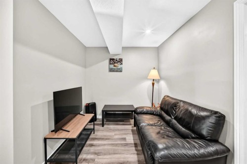144 Hawkdale Close Nw, Calgary, AB 