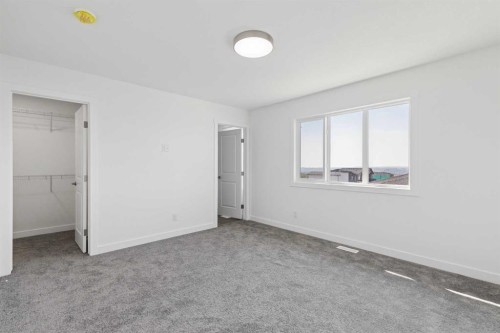 56 Heritage Manor, Cochrane, AB 