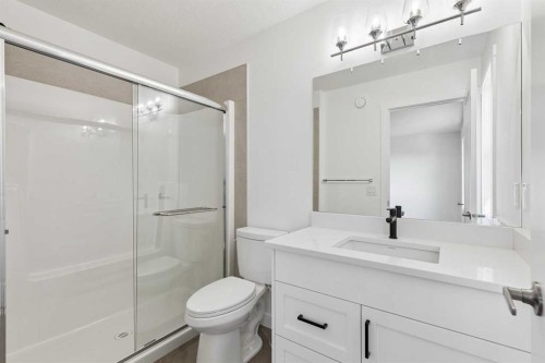 56 Heritage Manor, Cochrane, AB 