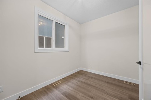 10 Ranchers Meadows, Okotoks, AB 