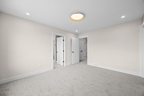 10 Ranchers Meadows, Okotoks, AB 
