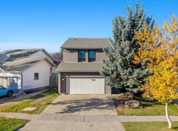 25 Sheep River Drive Okotoks, AB T1S 1N5
