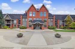 209-15 Everstone Drive SW Calgary, AB T2Y 5B5