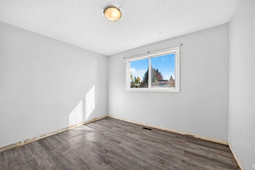 143 Rundleson Way Ne, Calgary, AB 
