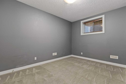 111 Cranarch Circle Se, Calgary, AB 