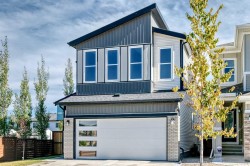 570 Creekstone Circle SWCalgary, AB T2X 4Y3